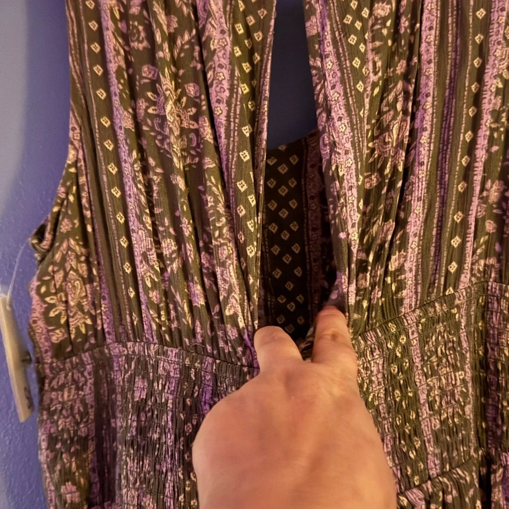 Smocked WB Jumpsuit - Picture 8 of 9